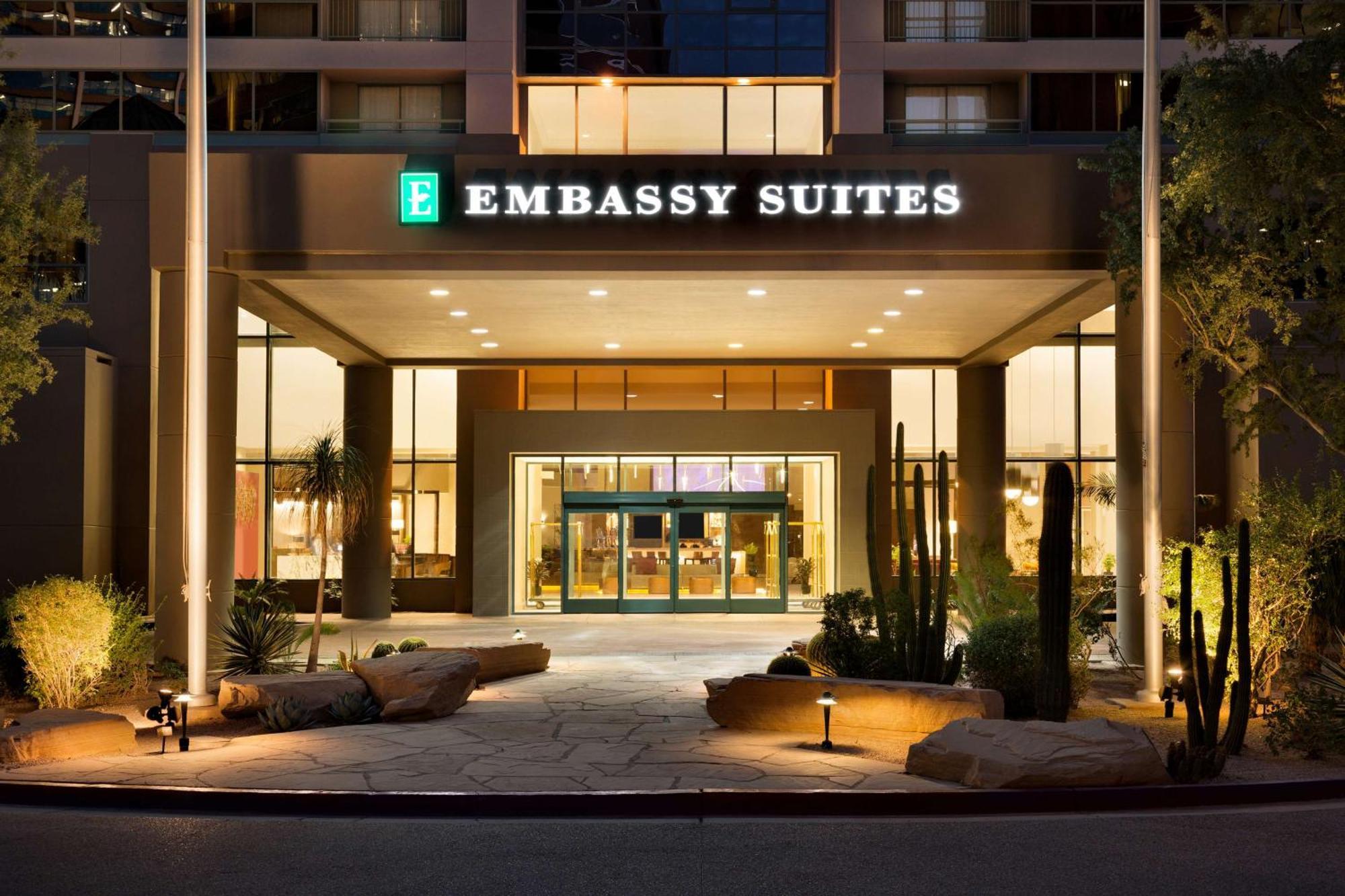 Embassy Suites By Hilton Phoenix Downtown North מראה חיצוני תמונה
